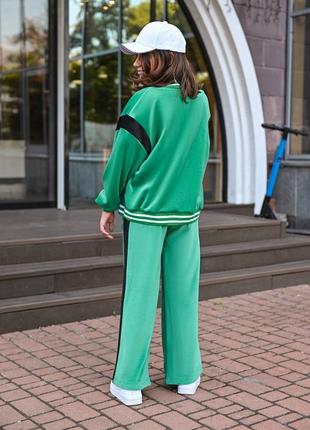 Теплый брючный велюровый костюм для девочки подростка бомбер + брюки палаццо прогулочный подростковый с бомбером и палаццо3 фото