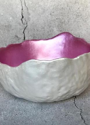 Декоративная тарелка бело-розовая3 фото