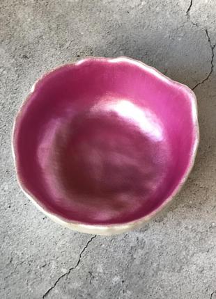 Декоративная тарелка бело-розовая6 фото