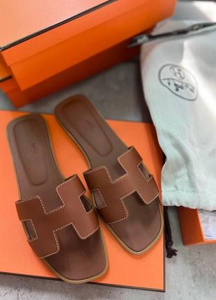 Шлепки в стиле hermes тапочки мокко коричневые