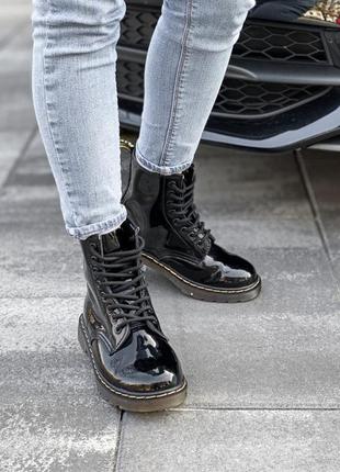 Черевики dr. martens