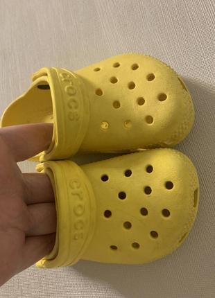 Шлепки crocs  размер c 7  в идеальном состоянии