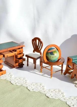 Старовинний набір дитячих меблів для лялькового будинку5 фото