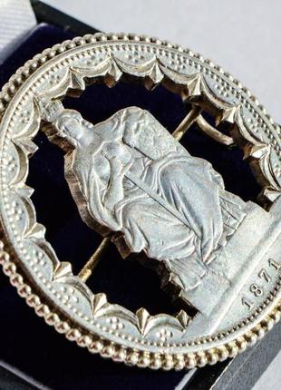 Шикарная антикварная брошь из старинной монеты! серебро!2 фото
