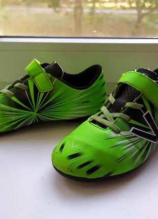 Дитячі бутси футбольні копи на липучках — victory — 34