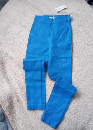Матовые кожаные брюки с восковым напылением4 фото