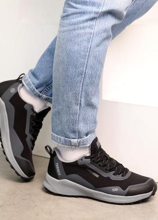 Стильные качественные мужские черно-серые термо кроссовки, влагостойкие, демисезонные, логоловая обувь на осень