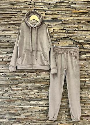 Утепленный костюм велюр на меху топ качество