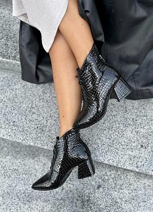 Чорні лаковані ботильйони 🦇 batty натуральні зима демісезон 36-41
