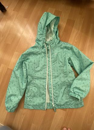 Куртока ветровка
