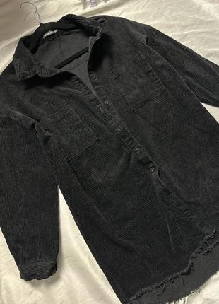 Чёрная вельветовая оверсайз рубашка с необработанным низом boohoo7 фото