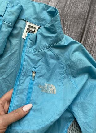 Ветровка the north face 550 женская5 фото