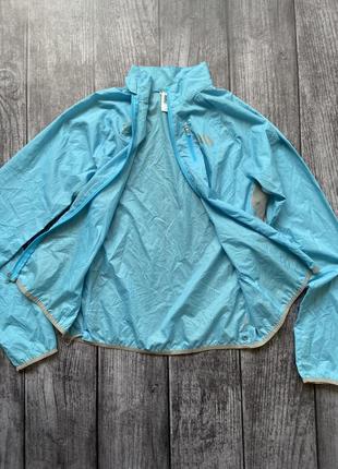 Ветровка the north face 550 женская6 фото