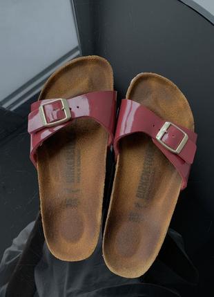 Глянцевые birkenstock madrid 35! оригинал бордовые