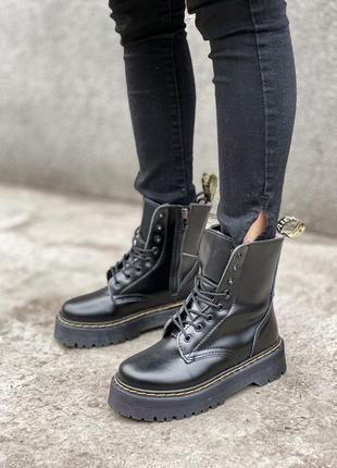 Жіночі черевики dr.martens шкіряні зимові