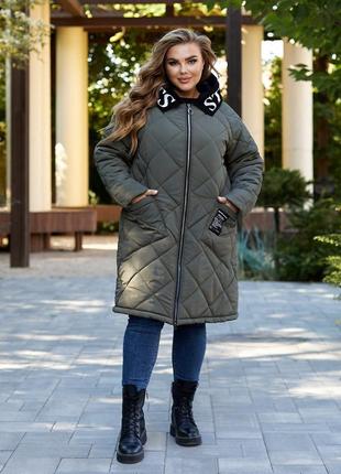 Теплая женская зимняя удлиненная куртка с капюшоном 52-66 размеры7 фото