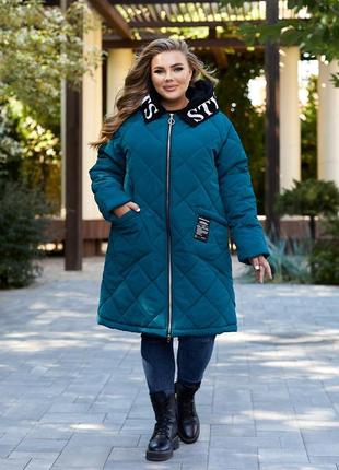 Теплая женская зимняя удлиненная куртка с капюшоном 52-66 размеры5 фото