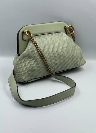 Сумка - guess hassie frame crossbody4 фото