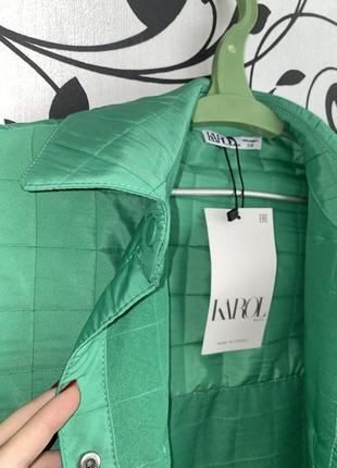 Стьобана сорочка утеплена рубашка куртка-сорочка karol zara зелёная стёганая рубашка утеплённая рубашка стёганая куртка6 фото
