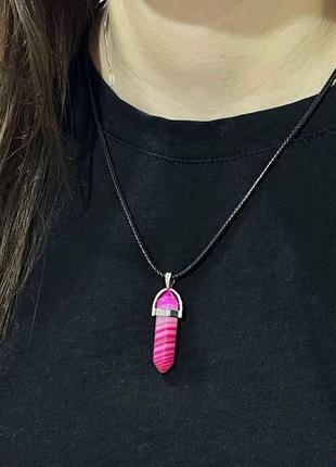 Подарунок хлопцю дівчині - натуральний камінь рожевий агат кулон кристал шестигранник на ланцюжку в коробочці7 фото