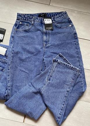 Светлые джинсы с разрезами внизу missguided5 фото