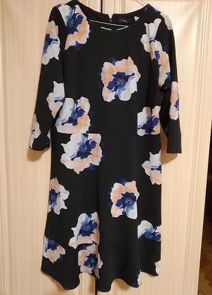 Платье большого размера