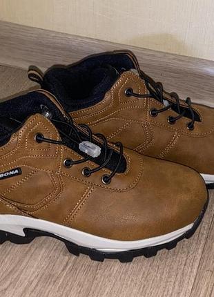 Новые 35 р (21.9 см) ботинки сапоги обувь кроссовки для мальчика подростка bona