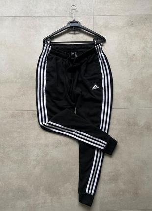 Штани adidas