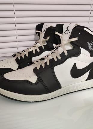 Кроссовки nike mens jordan 1 retro white black cdp1 фото