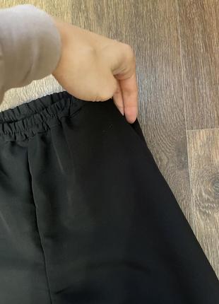 Брюки штаны черные на резинке классические3 фото