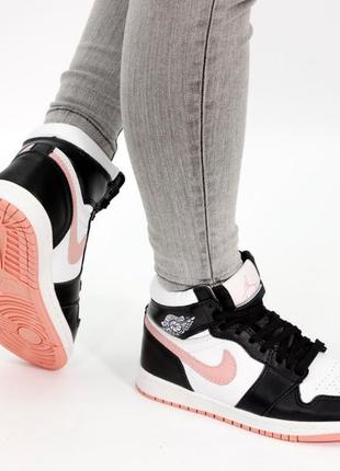 Зимние женские кроссовки nike air jordan 1 retro white black pink / джордан черного с белым и розовым цветами мех5 фото