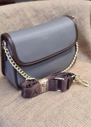 Жіноча сумка зі штучної шкіри