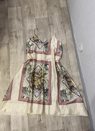 Новое платье миди цветочный принт river island размер 50-524 фото