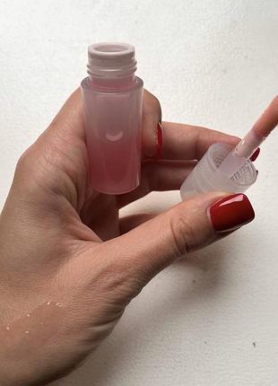 Увлажняющее масло для губ