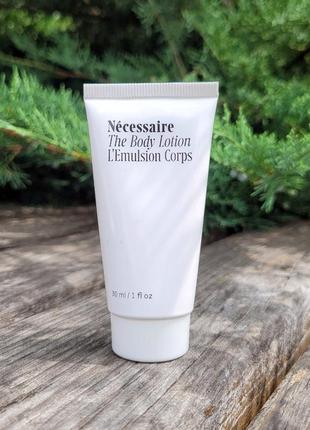 Лосьйон для тіла та рук nécessaire
the body lotion with niacinamide,
vitamins + peptides