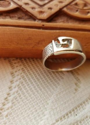 Женское серебряное кольцо в виде ремня с пряжкой, размер