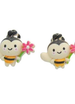 Кліпси сережки дитячі для вух без пробивання вуха liresmina jewelry весела бджілка з квіточкою