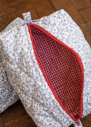 Косметичка в клетку цветочек тканевая стеганная мягкая большая