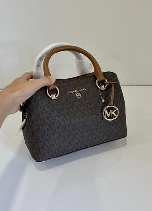 Кожаная сумка edith small brown logo michael kors