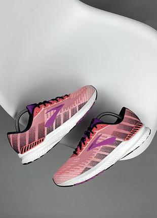 brooks ravenna 10 42 27