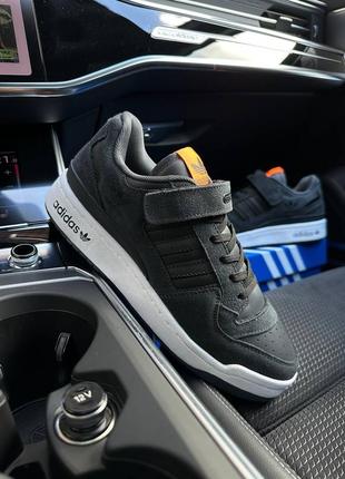 Демісезонні чоловічі замшеві темно сірі кросівки в стилі adidas forum 84 low 🆕 адідас6 фото