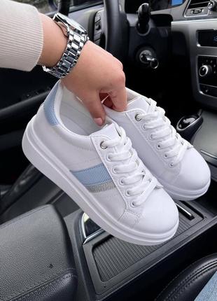 Chanel кросівки 39