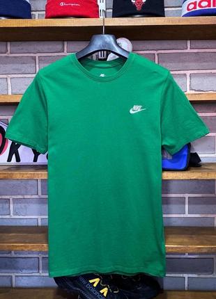 Футболка nike sportswear club