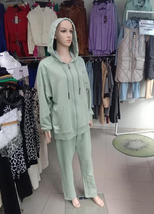 Спортивный  костюм  new color