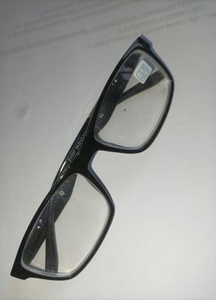 Оптика окуляри для читання ізюм . розміри (-2.50; -2.50  -3.00; -1.00;) чоловічі чорного кольору линза стекл.2 фото