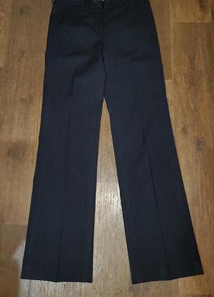 Брюки со стрелками cerruti 1881 в мужском мускулином стиле прямые ровные дизайнерские люкс