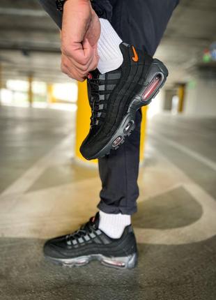Кросівки жіночі / чоловічі чорні замшеві nike air max 95 "black/orange"6 фото