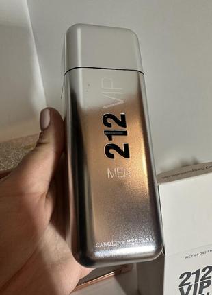Carolina herrera 212 vip men тестер