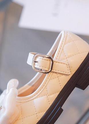 Изысканные туфли с сердечками для девочек(6)8 фото
