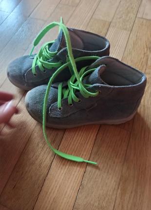Замшевые ботинки для мальчика3 фото